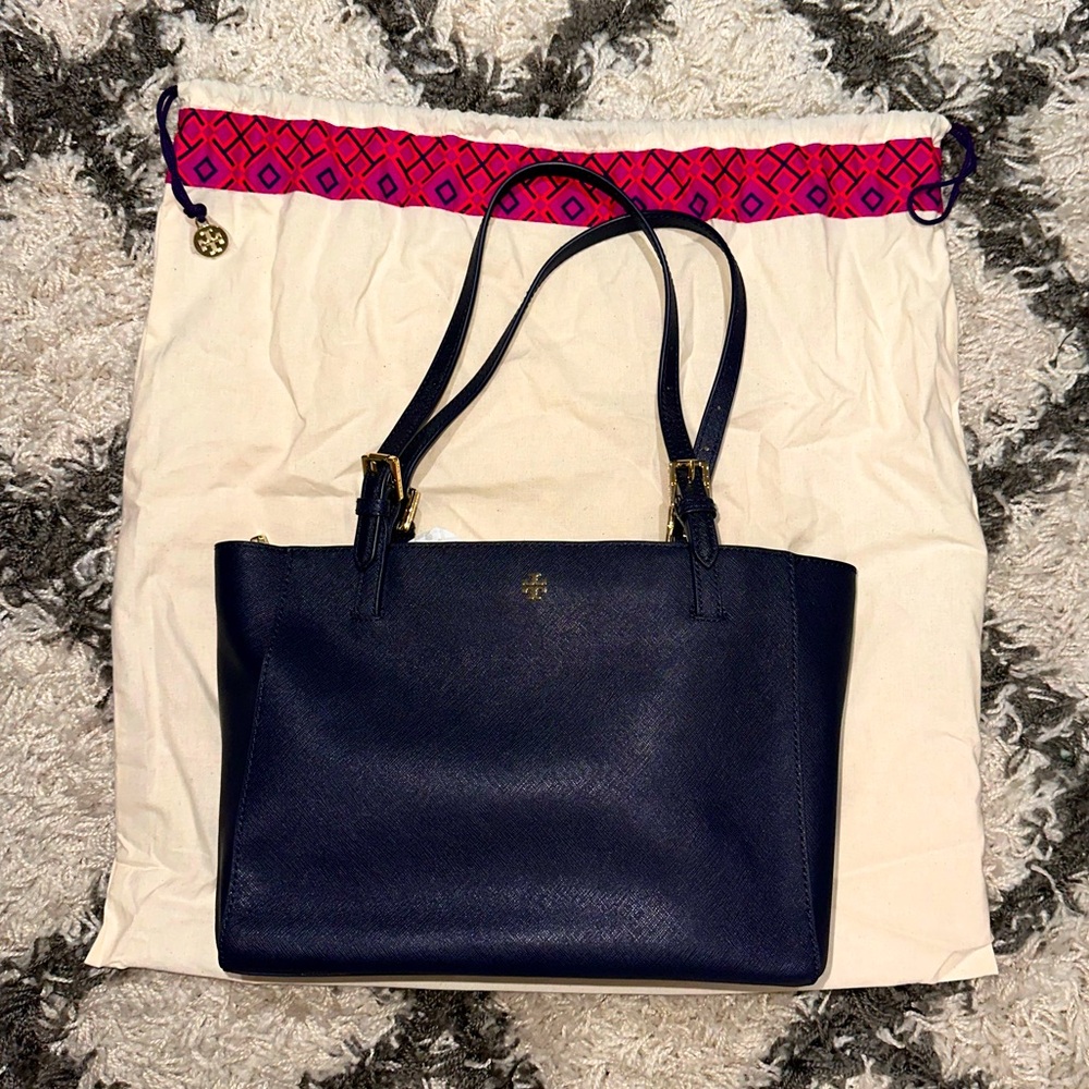 NWOT Tory Burch Saffiano Leather York Small Buckle Tote in Navy